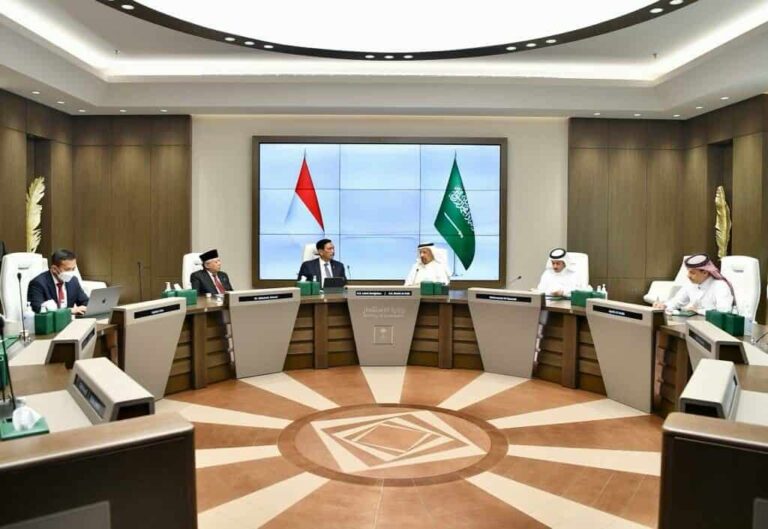 Kunjungi Arab Saudi, Menko Luhut Bahas Kerjasama Investasi