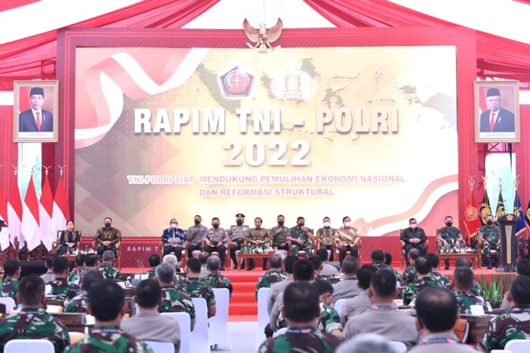 Rapim TNI-Polri, Bamsoet Sebut Perang di Ukraina Jadi Pembelajaran