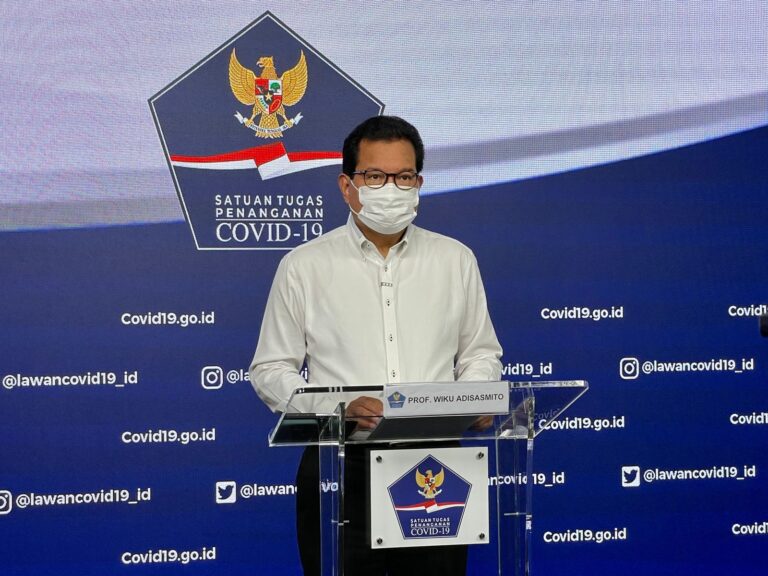Satgas Covid-19 Berlakukan SE Baru untuk WNA Pelaku Perjalanan