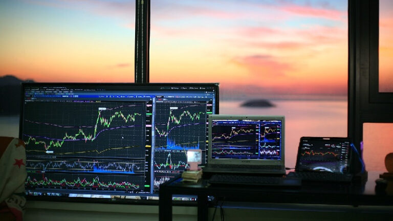 Rabu Sore IHSG Ditutup Melemah ke Posisi 7.278,08