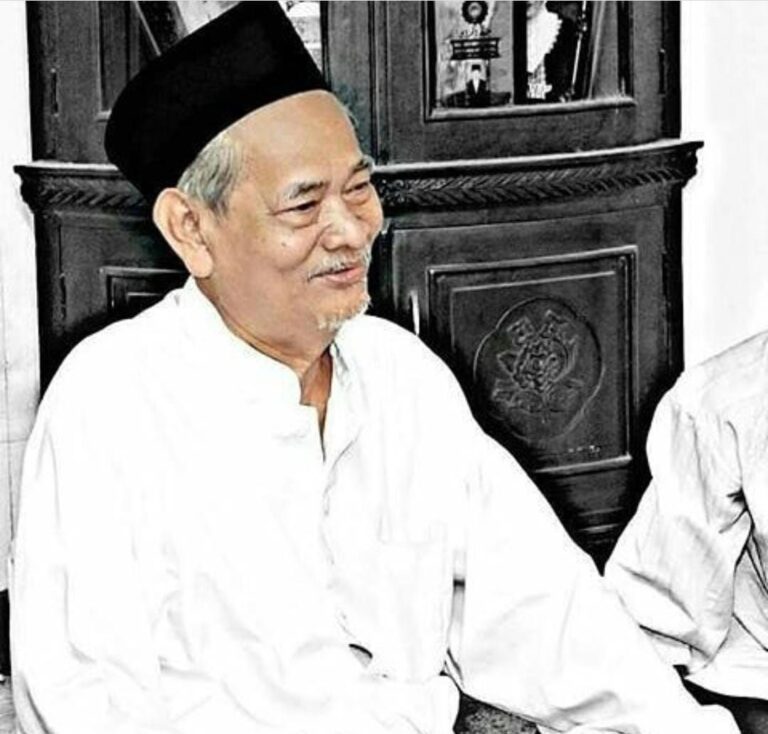 Mustasyar PBNU KH Dimyati Rois Meniggal