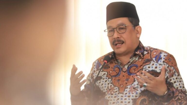 Catat! Wamenag Minta Simbol Agama Jangan Dijadikan Bahan Olokan