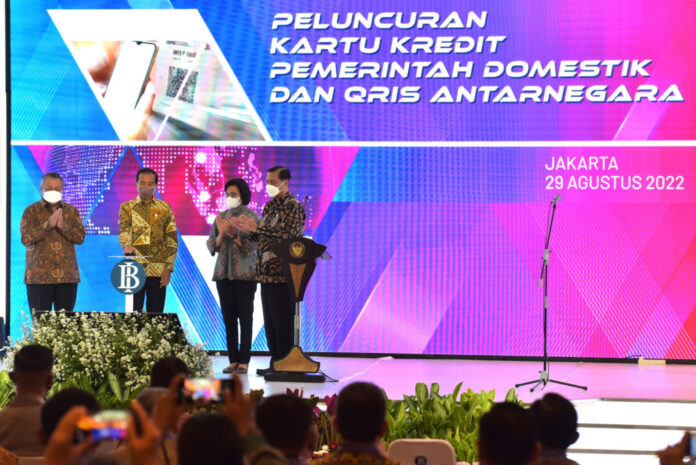 Presiden Jokowi pada Peluncuran Kartu Kredit Pemerintah Domestik dan QRIS Antarnegara, Senin (29/08/2022), di Jakarta | Foto: Humas Setkab/Agung