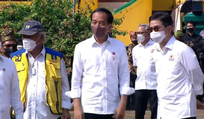 Presiden Joko Widodo pada acara Kadin Indonesia di Taman Mini Indonesia Indah, Jakarta (23/8) | Foto: Intime