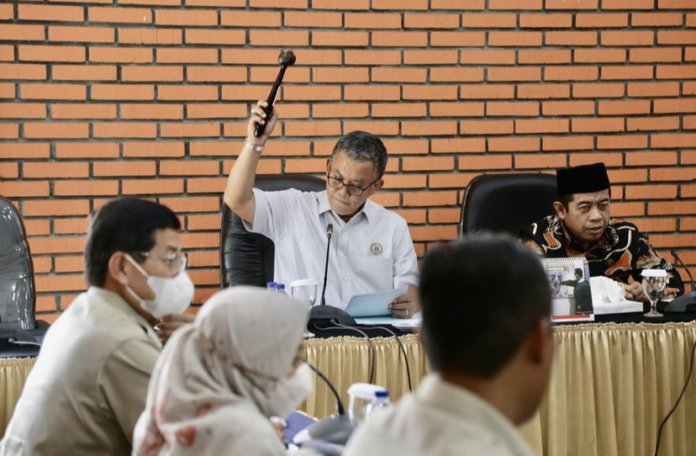 Ketua DPRD DKI Prasetyo Edi Marsudi pimpin rapat Bamus di Bogor, Jawa Barat, Selasa (30/8). Foto instagram Prasetyo