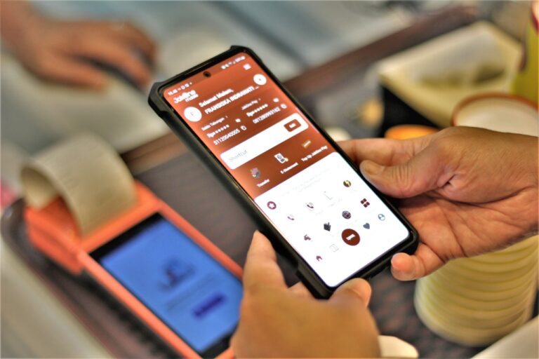 Dirut Bank DKI Apresiasi Penggunaan JakOne Mobile di Cash Free Day 2022