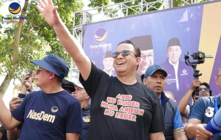 Dialog Bersama Masyarakat Bandung, Anies: Pentingnya Keseriusan Mengerjakan Ekonomi Kerakyatan
