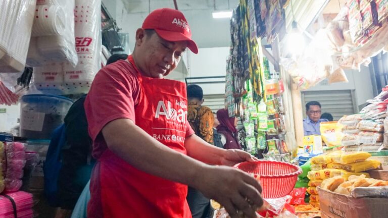 Sepanjang 2022, Bank DKI Berhasil Salurkan KUR Rp1,15 Triliun&nbsp;