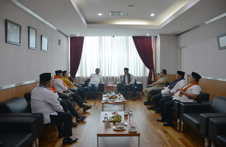 Ketua DPRD DKI Terima Audiensi Majelis Amanah Persatuan Kaum Betawi
