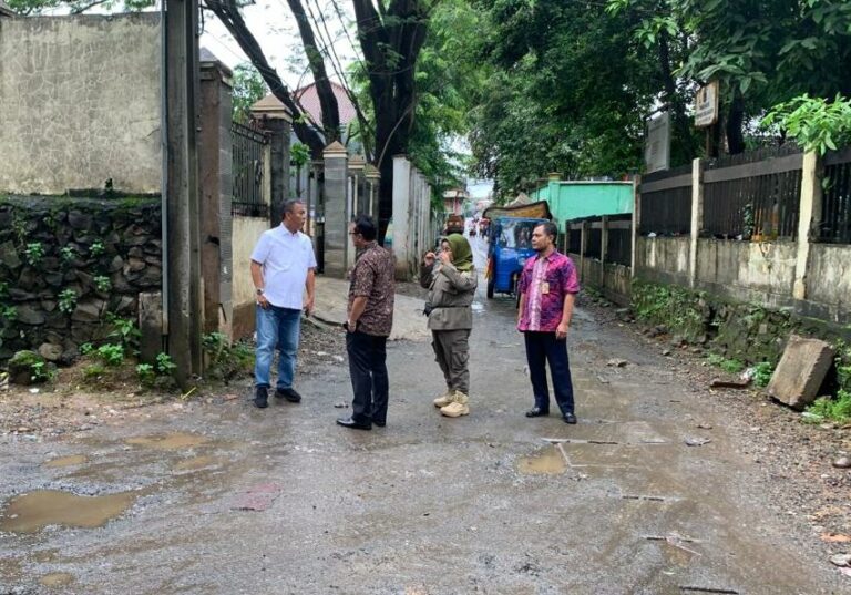 Pastikan Program Penanggulangan Banjir Berjalan, Om Pras Langsung Turun ke Lapangan