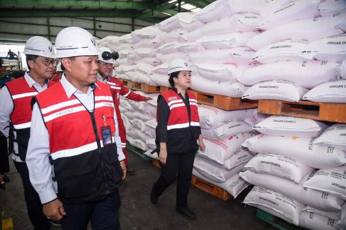 Ketua DPR, Puan Maharani bersama Kelompok Tani, Penyuluh Pertanian dan Penyuluh Perikanan di Gedung Serbaguna PT Pusri Palembang, Jumat (3/3/2023). Foto: Istimewa