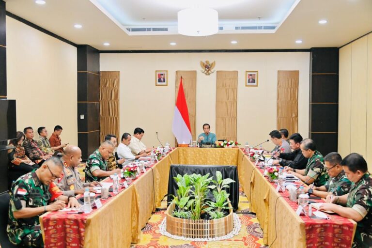 Presiden Minta TNI-Polri Kawal Pembangunan dan Kesejahteraan Masyarakat Papua