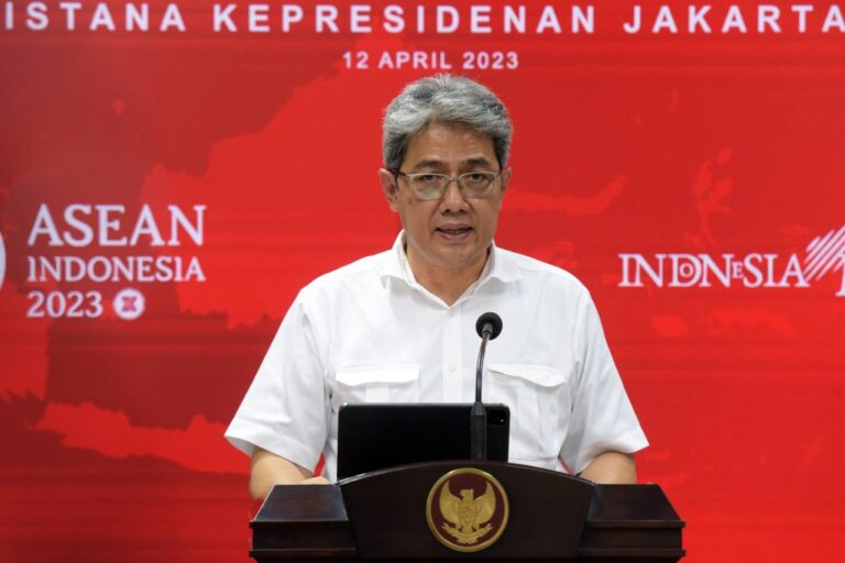 Presiden Jokowi Pimpin Rapat Bahas Progres Pembangunan Hunian ASN di IKN