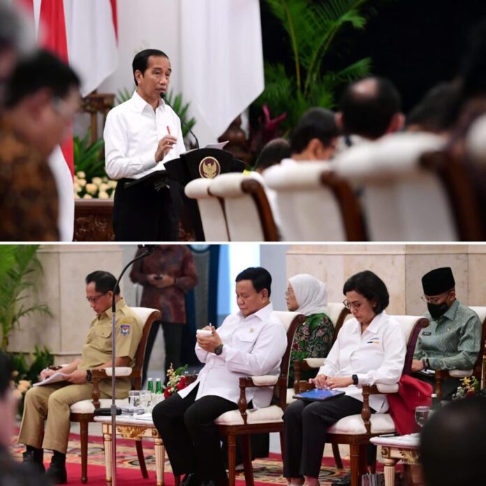 Menkeu Sri Mulyani rapat kabinet bersama Presiden Jokowi, melaporkan pelaksanaan APBN Semeter 1 2023, di Istana Negara, Senin (3/7). Foto akun Instagram Sri Mulyani.