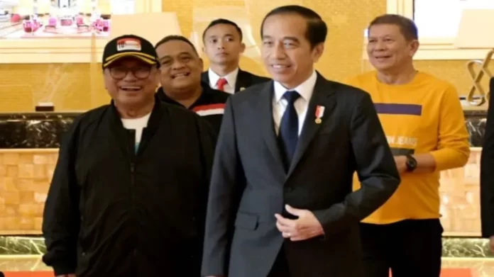 Ketua Umum DPP Hanura Oesman Sapta Odang (OSO) bertemu dengan Presiden Jokowi di Medan, Sumatra Utara. Foto Istimewa