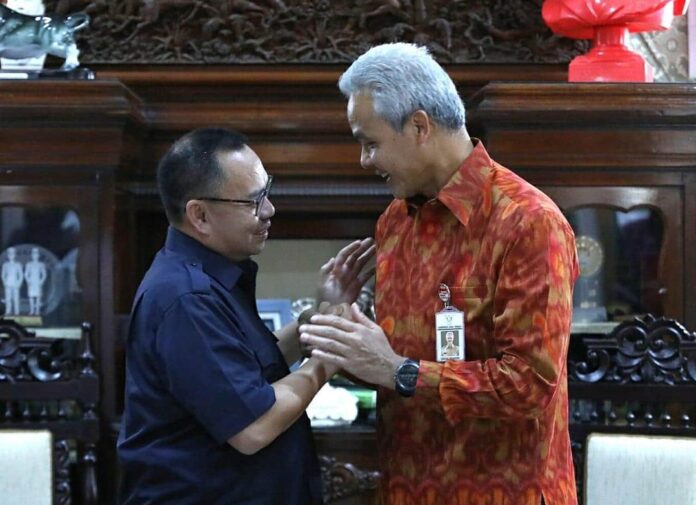 Ilustrasi. Foto pertemuan Sudirman Said dengan Gubernur Jateng, Ganjar Pranowo, pada acara PMI di Jateng, Selasa, 11 Februari 2020). Foto akun Instagram Sudirman Said