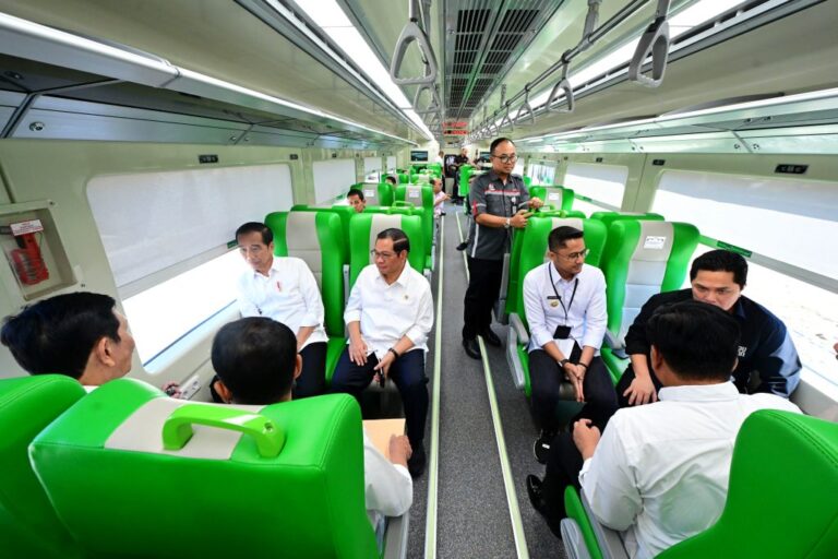 Uji Coba Kereta Cepat Jakarta-Bandung, Presiden: Inilah Peradaban, Kecepatan