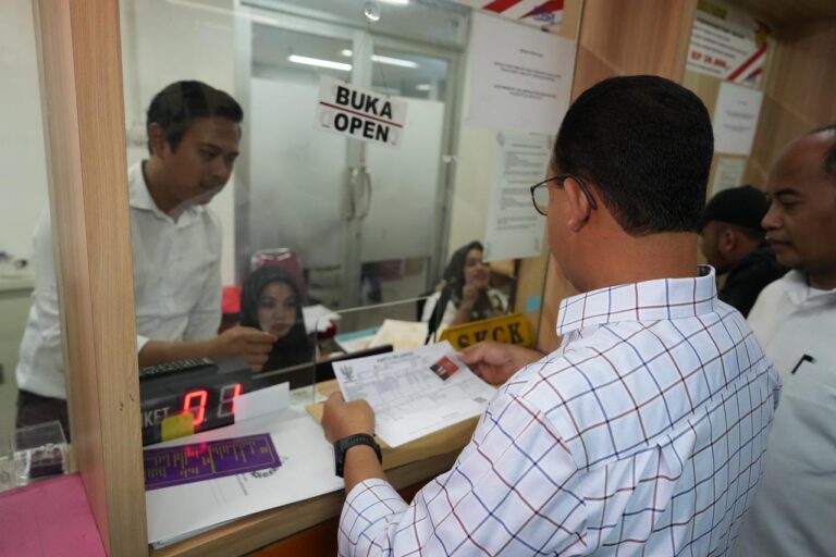 Persiapan Nyapres, Anies Bikin SKCK di Baintelkam Polri