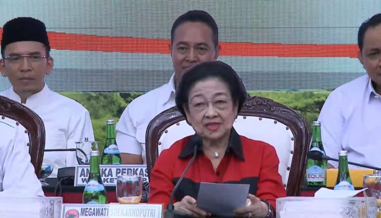 Resmi, Megawati Pilih Mahfud MD Jadi Cawapres Ganjar Pranowo