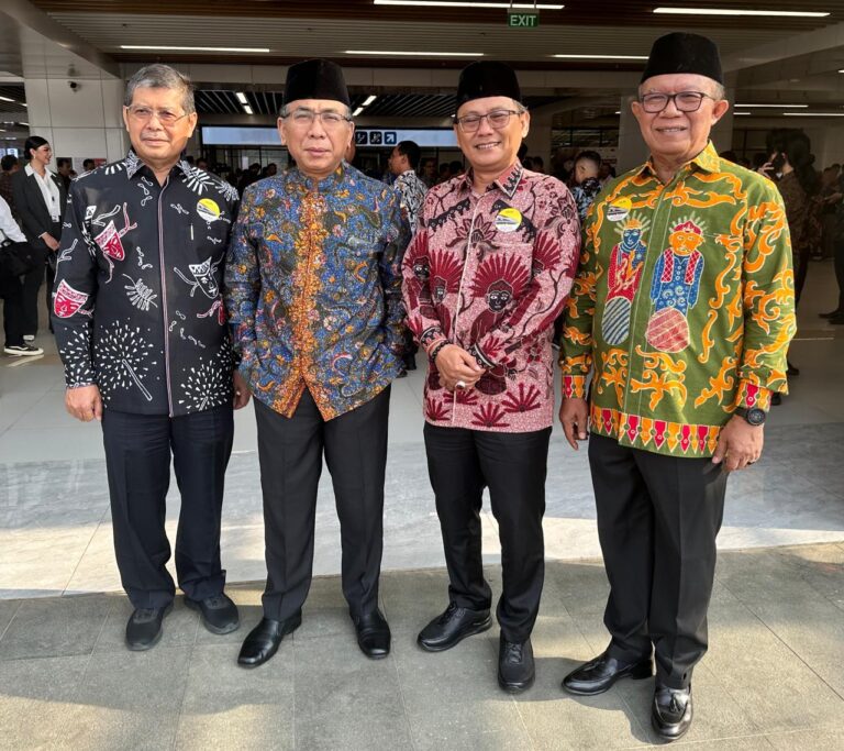 PWNU Jakarta Jajal Kereta Cepat, KH Lutfi: KCJB Ini Sangat Menunjang Status Kota Jakarta