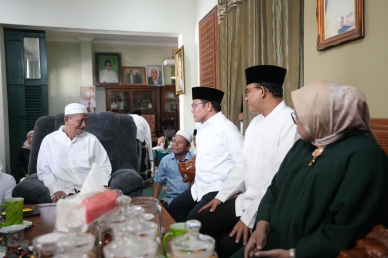 Sowan ke Ponpes Bumi Sholawat, Gus Imin: KH Agoes Ali Masyhuri Meridhoi