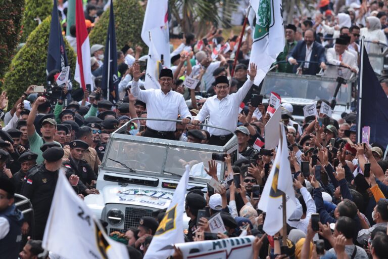 Survei Polling Institute Pilpres 2024: Pasangan AMIN Terus Merangkak Naik