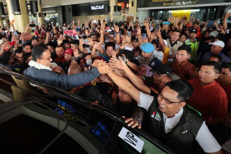 Tiba di Tanah Minang, Anies Terkesan Antusias Masyarakat Sumbar akan Perubahan