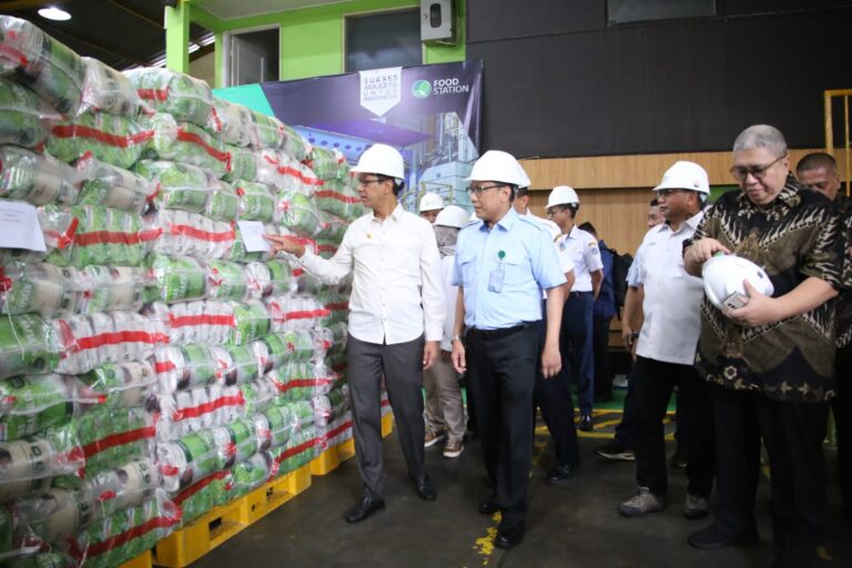 15 Juta Ton Beras Premium Milik DKI Didistribusikan ke Pasar Modern Jabodetabek