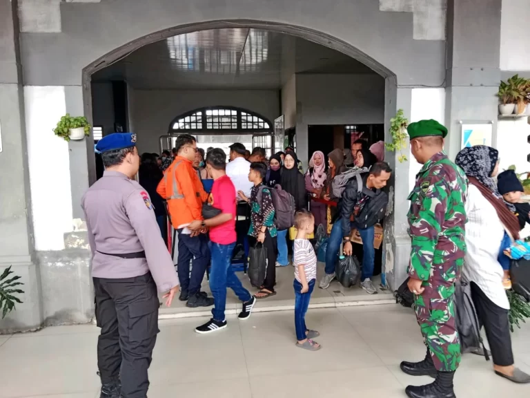 Penumpang Mudik Pemilu Melonjak, KAI Tingkatkan Pengamanan