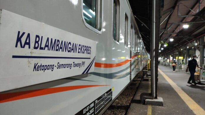 KA Blambangan Ekspres