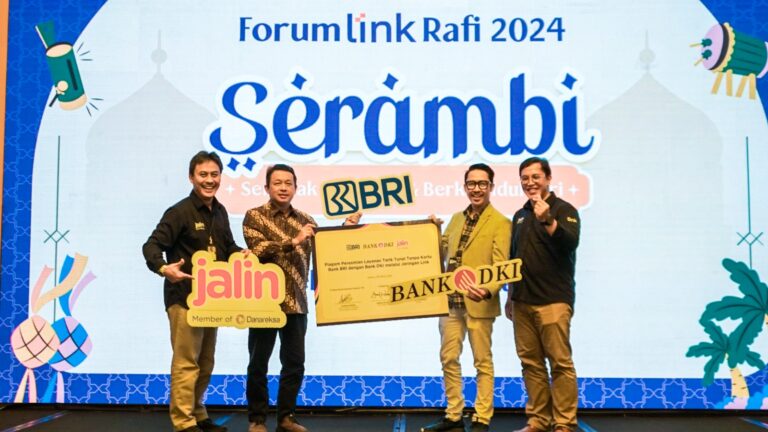 Kini Nasabah Bank DKI Bisa Tarik Tunai Tanpa Kartu di ATM BRI