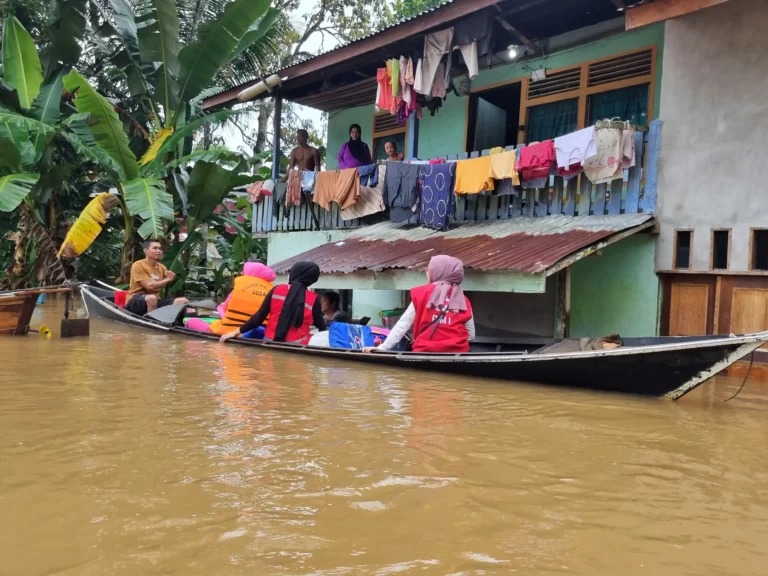 4 Kecamatan di Kabupaten Melawi Terendam Banjir