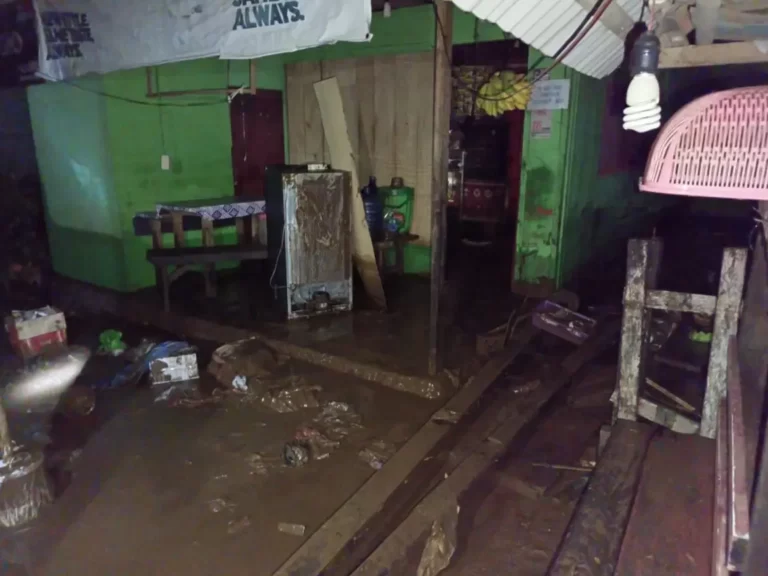4 Rumah Terbawa Arus Banjir di Kabupaten Buol