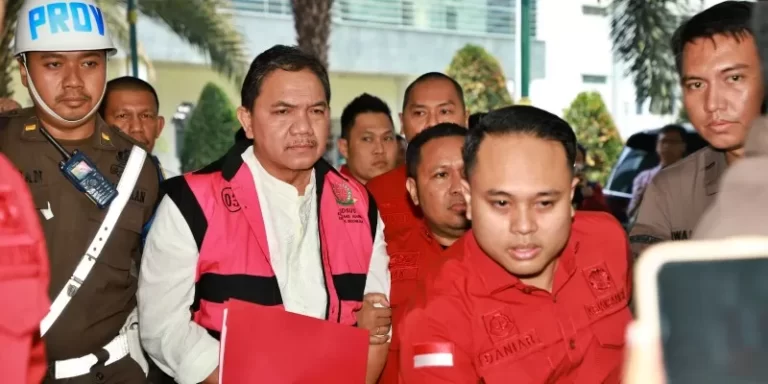 Ngeri! Achsanul Qosasi: Saya Sewa Rumah di Kemang untuk Simpan Uang Suap Rp40 Miliar