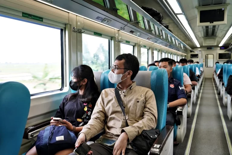 Libur Waisak, KAI Operasikan 4 Kereta Api Tambahan