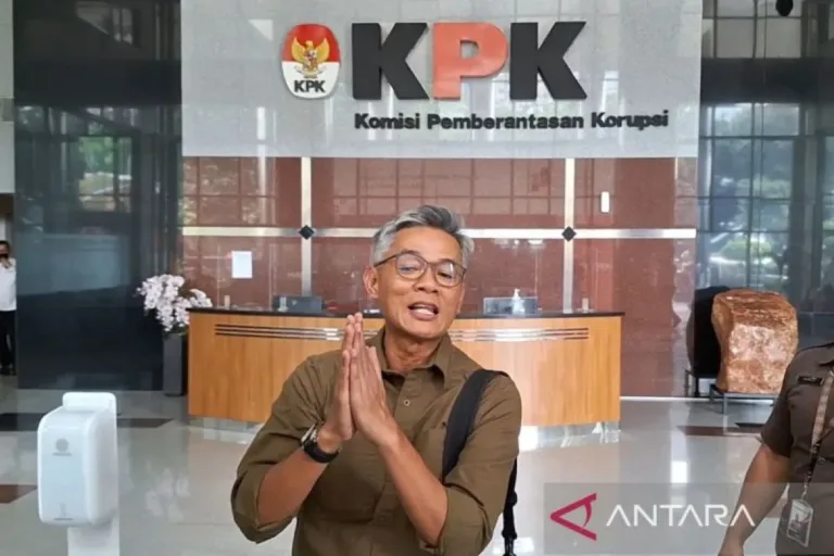 Eks Komisioner KPU Wahyu Setiawan Penuhi Panggilan KPK