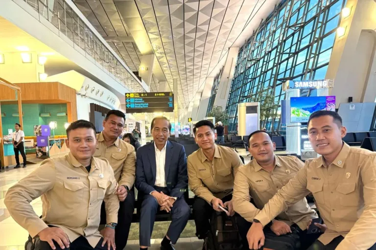Utusan Khusus Presiden Prabowo Tiba di Roma untuk Pemakaman Paus Fransiskus
