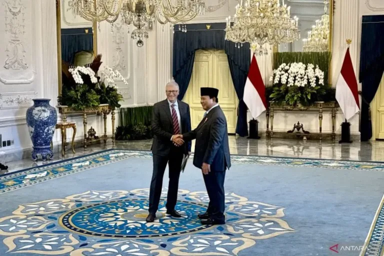 Presiden Prabowo Sambut Bill Gates di Istana Merdeka